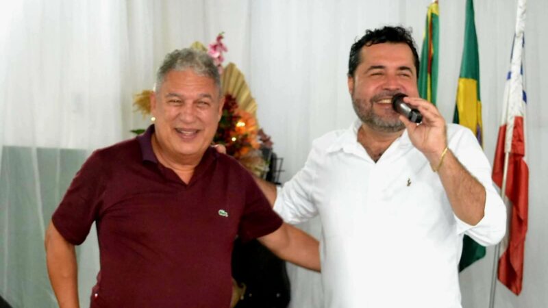 Prefeito Fábio Gusmão ao lado do deputado Rosemberg Pinto participa de encontros de lideranças políticas em Itarantim.