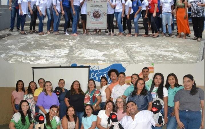 ITARANTIM>PREFEITURA REALIZA OFICINAS LITERARIAS SOBRE A CONSCIÊNCIA NEGRA EM PARCERIA COM A UESB